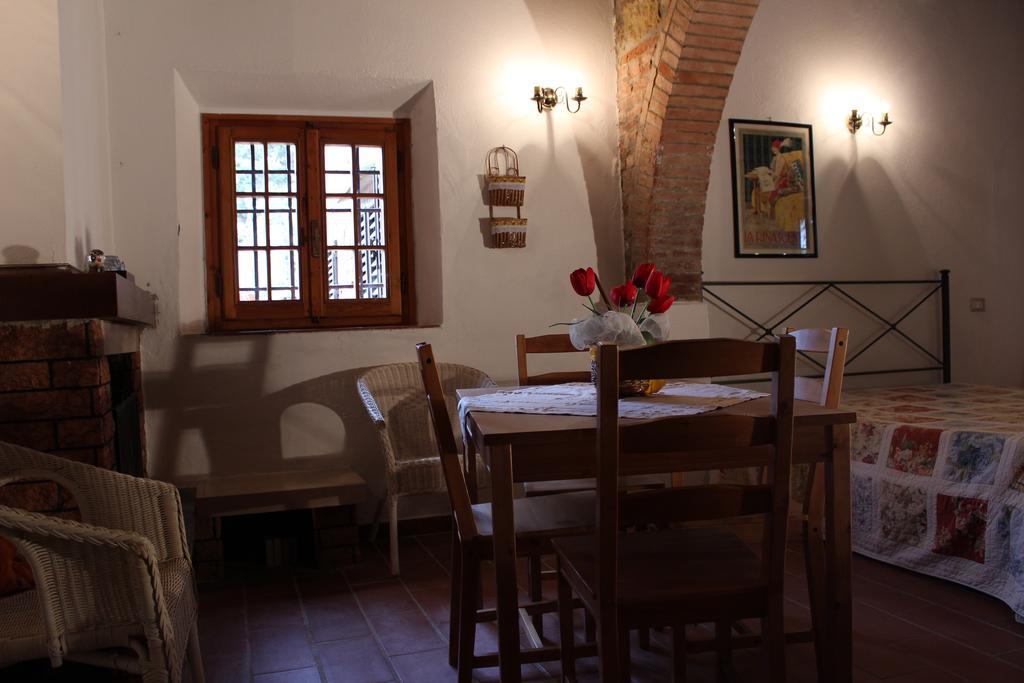 Da Tilli Alla Fornace - Agriturismo Montaione Oda fotoğraf